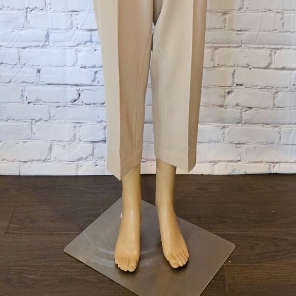 NWOT!!! RW&Co., Beige colour wide leg cropped pants - Picture 6 of 13